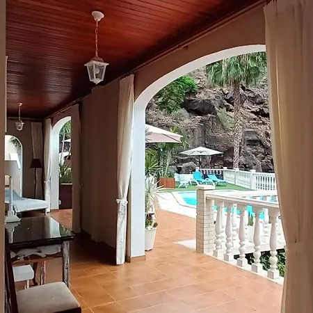 Time To Experience Country house *
